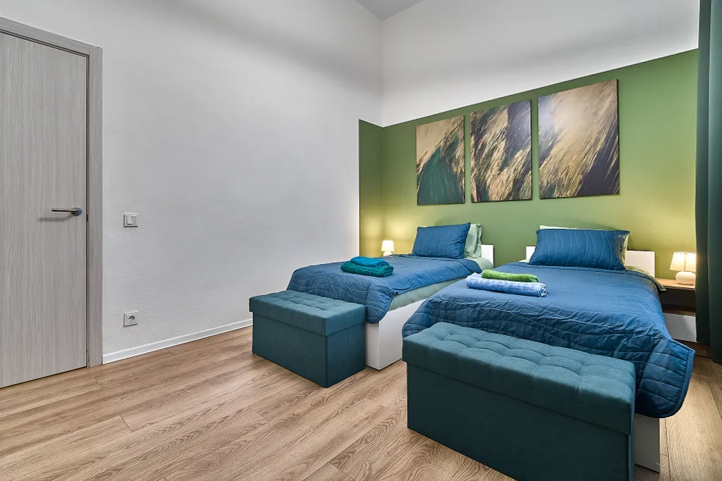 Евротрешка с потолками высотой 3,7 м