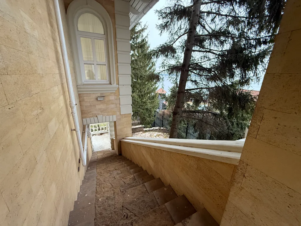 Роскошный коттедж на берегу Волги