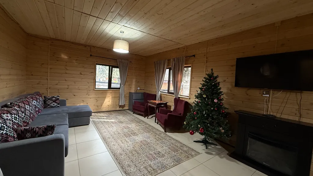 6-комнатный Дом