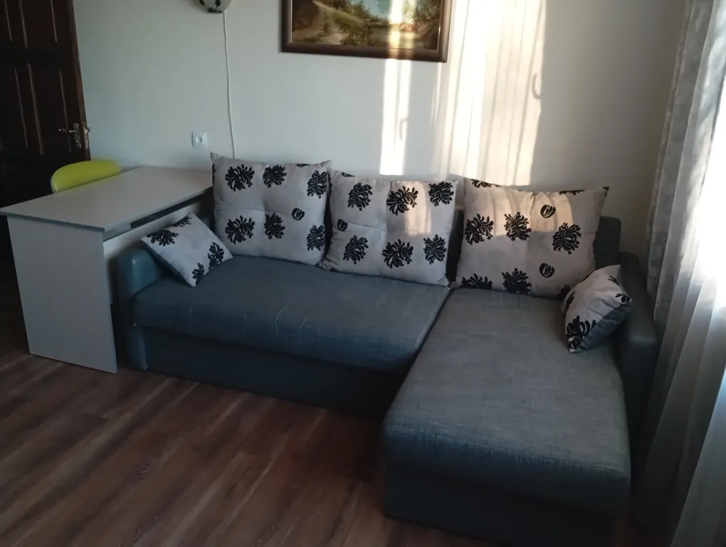 Просторная двухкомнатная квартира в центре Как дома