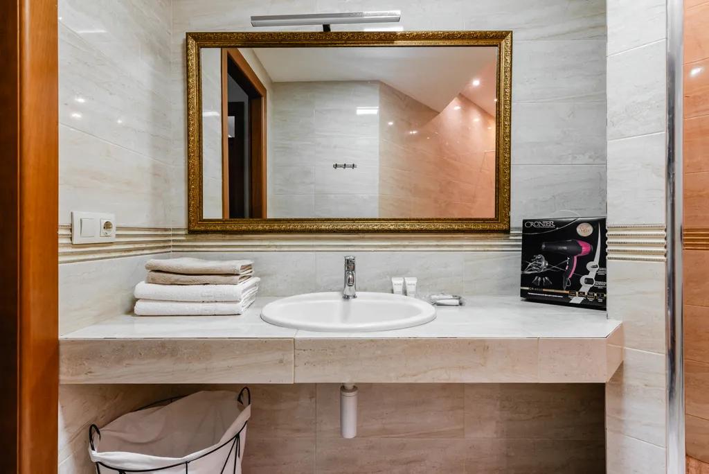 Апартаменты Aray в центре города и с видом на горы