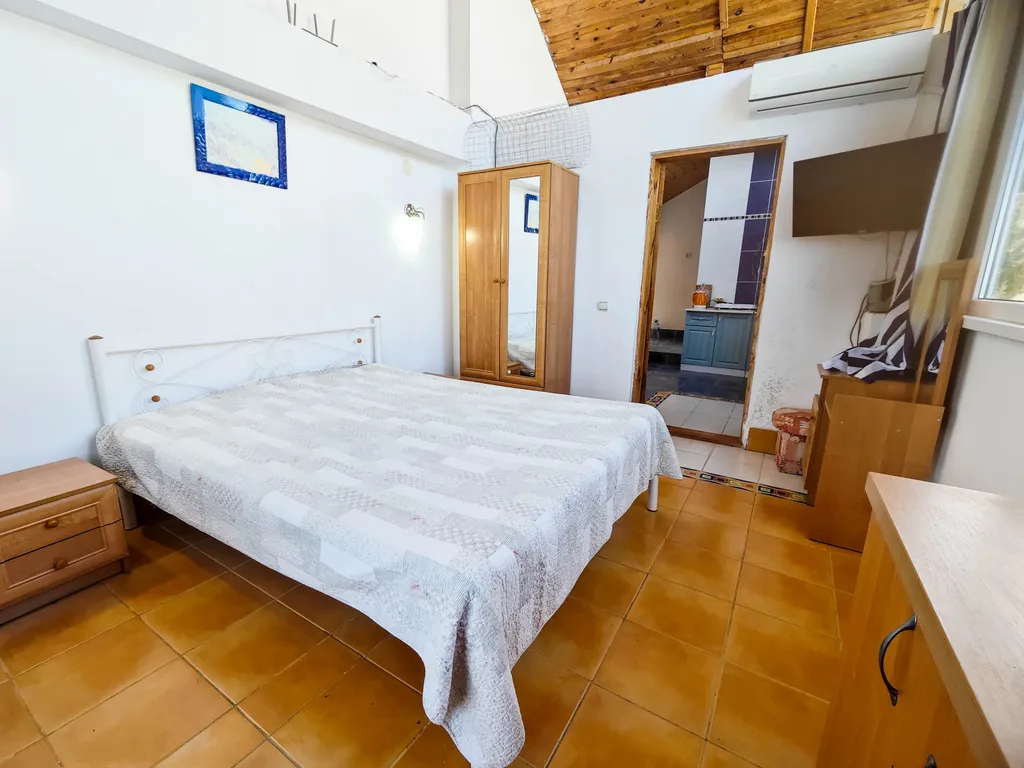 Квартира 1-комнатный апартамент Тропики с видом на море, первая линия — аренда посуточно в Семидворье