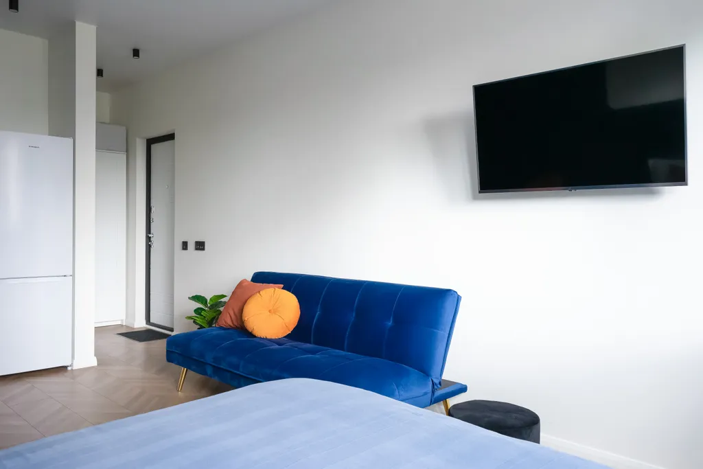 Квартира Квартира Стильная студия Тёмно-синяя в центре — Калининград