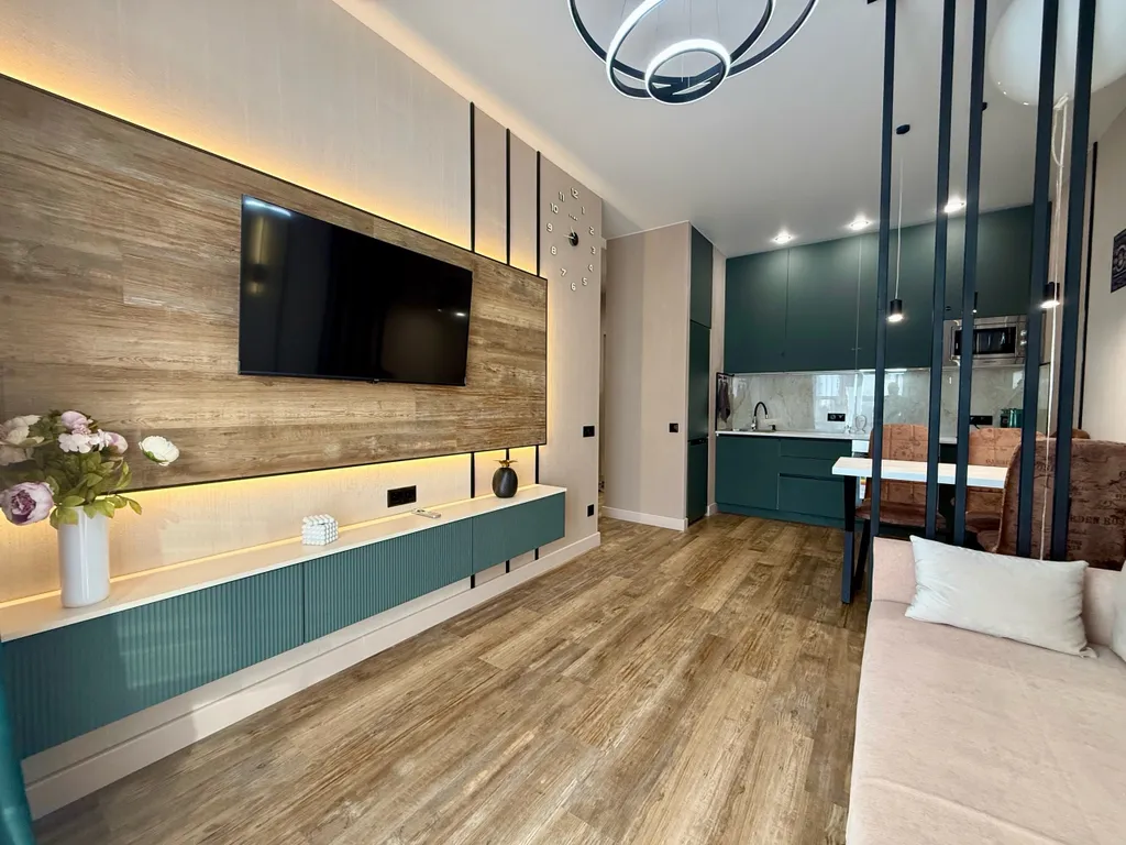 Новая квартира с потрясающим видом из окна на город