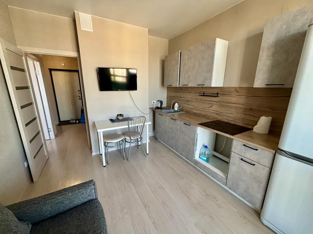 Уютная квартира в новом доме жк Лнгенда