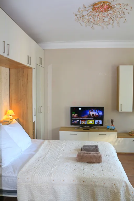 Квартира Квартира с великолепной локацией в Историческом Центре (NiceAparts) — Ярославль