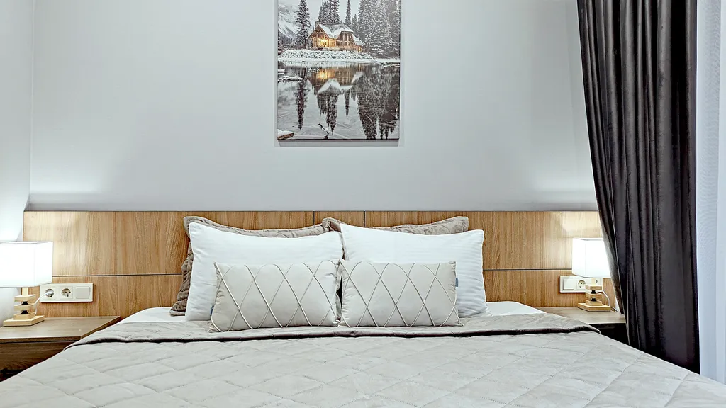 Вид на горы с балкона - апартамент со спальней в центре курорта