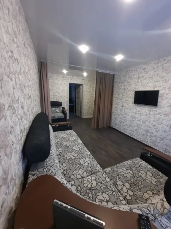 2х комнатная квартира в центре — аренда посуточно в Калач-на-Дону