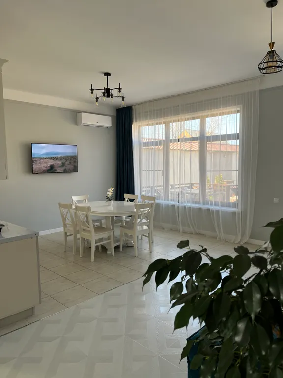 Домик у моря