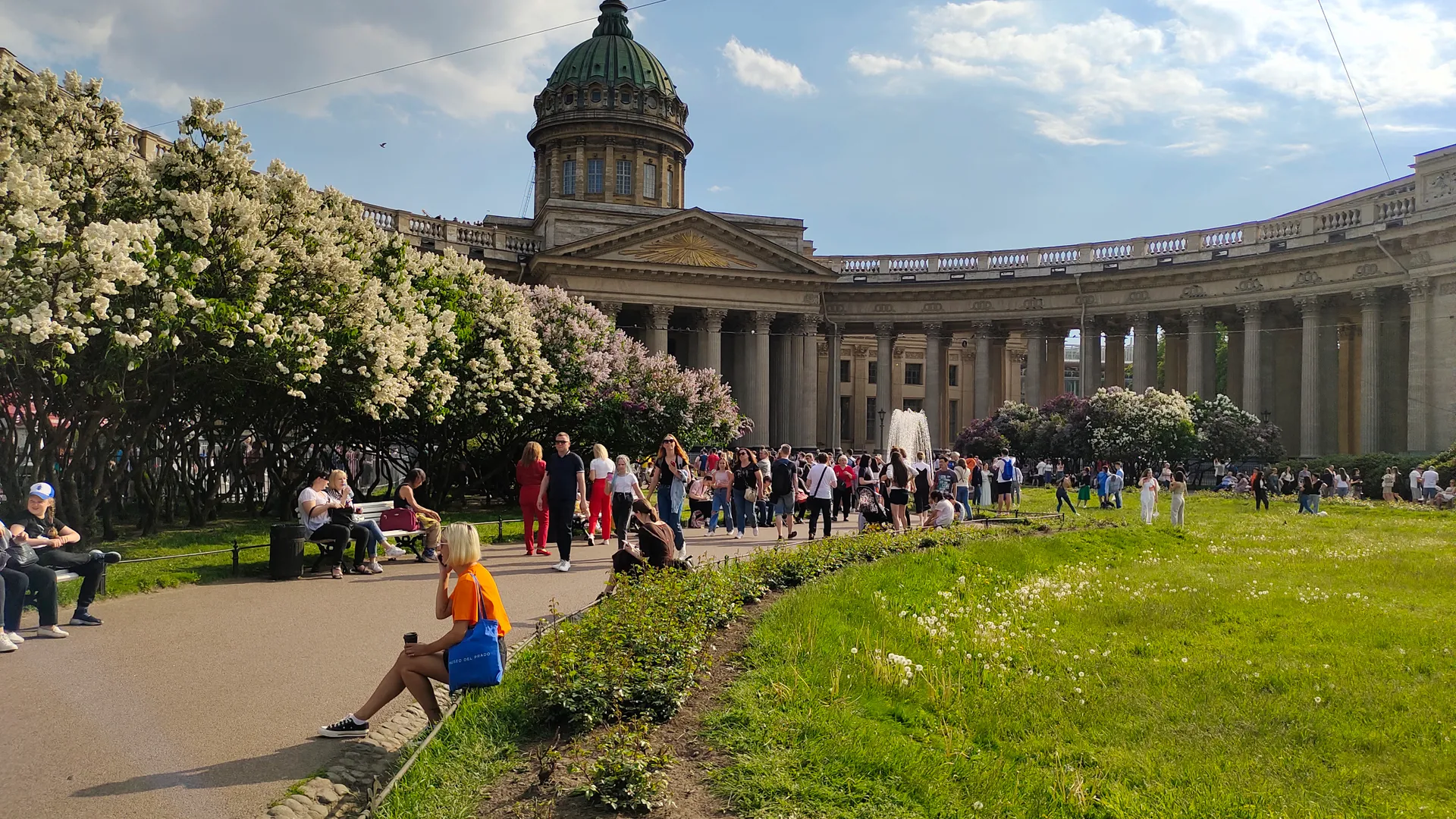 Комната посуточно, Санкт-Петербург, Невский проспект, 22-24, объявление  1318785 - Суточно.ру