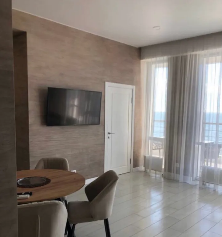 2-х комнатные апартаменты с панорамным видом на море в АкваДелюкс