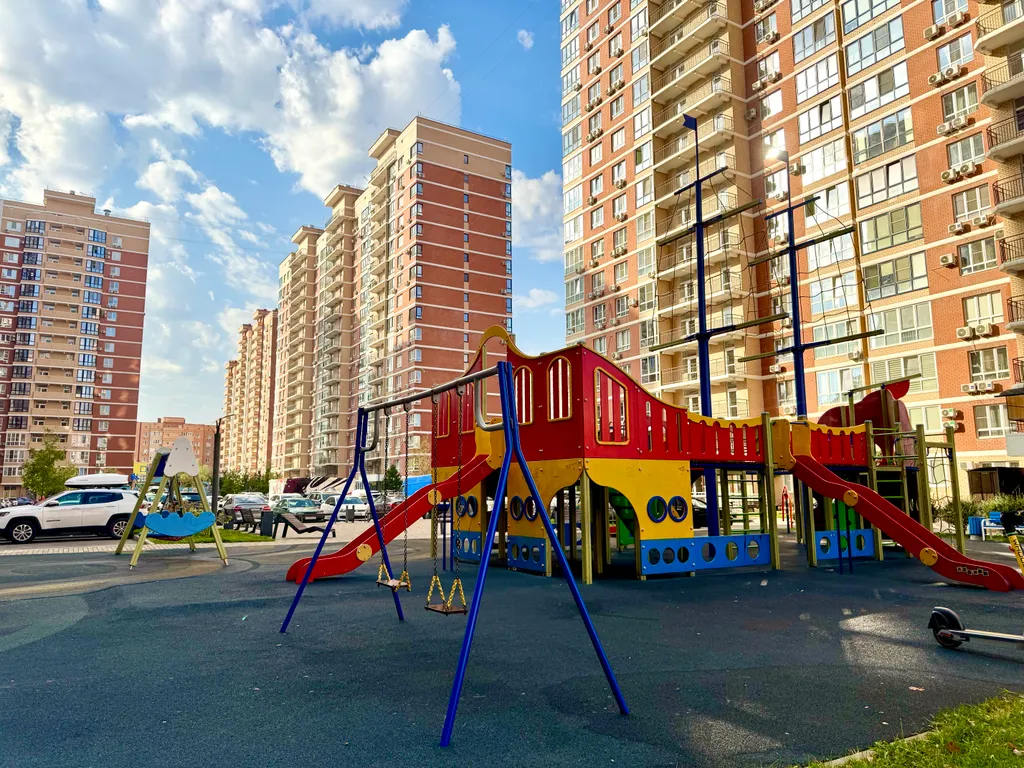 Квартира Светлая, уютная двухкомнатная квартира с видом на парк Галицкого — Краснодар