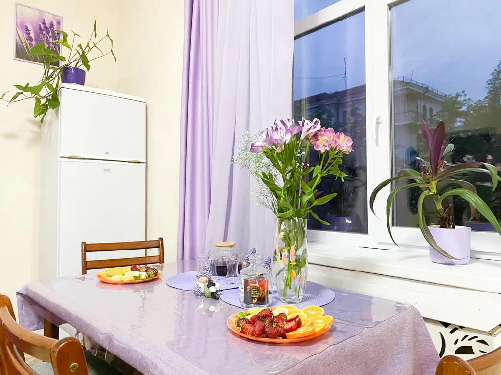 Квартира Квартира Счастье жить в центре Севастополя в самой лавандовой квартире — Севастополь