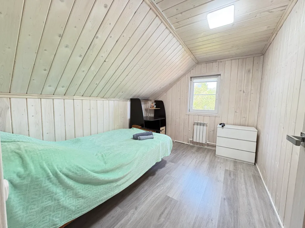 Уютный деревянный дом с баней