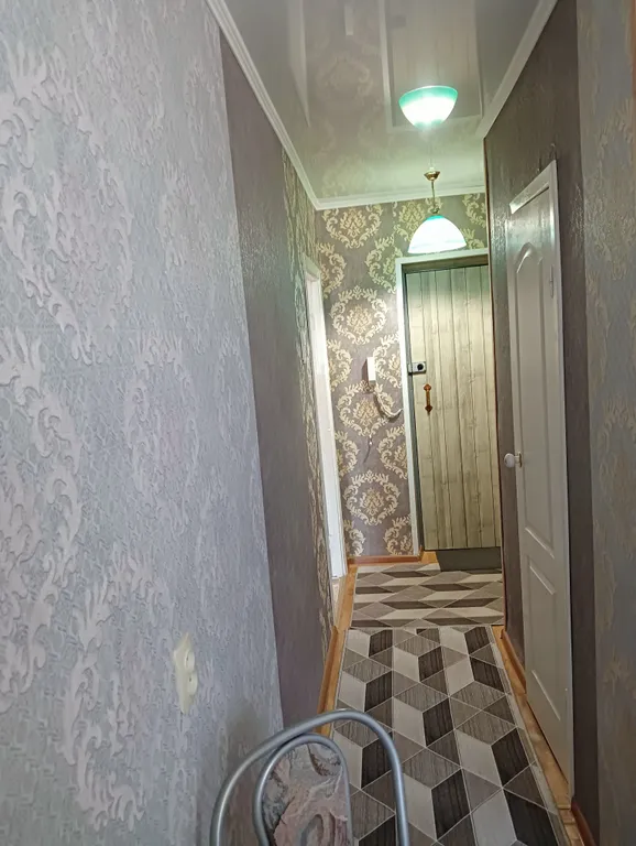 Чистая квартира с новым ремонтом рядом с ТЦ Космос