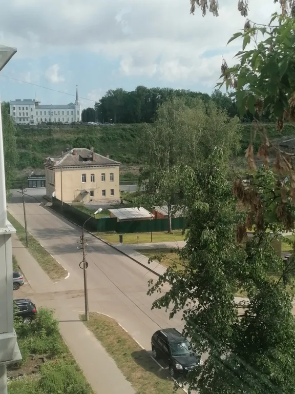 Уютная квартира в центре города с видом на парк — аренда посуточно в Ржев