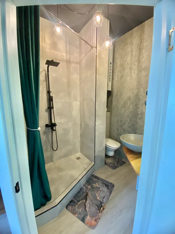 Уютная квартира-студия с кондиционером в ЖК Спектр