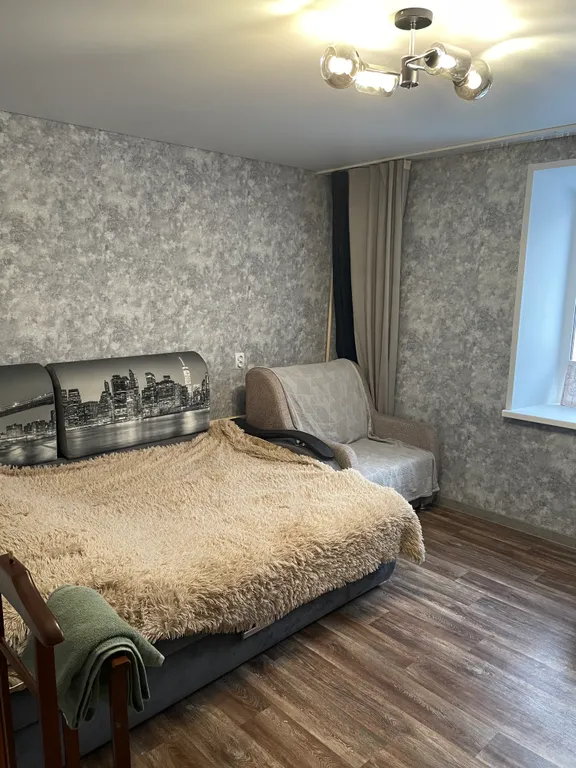 Квартира с балконом