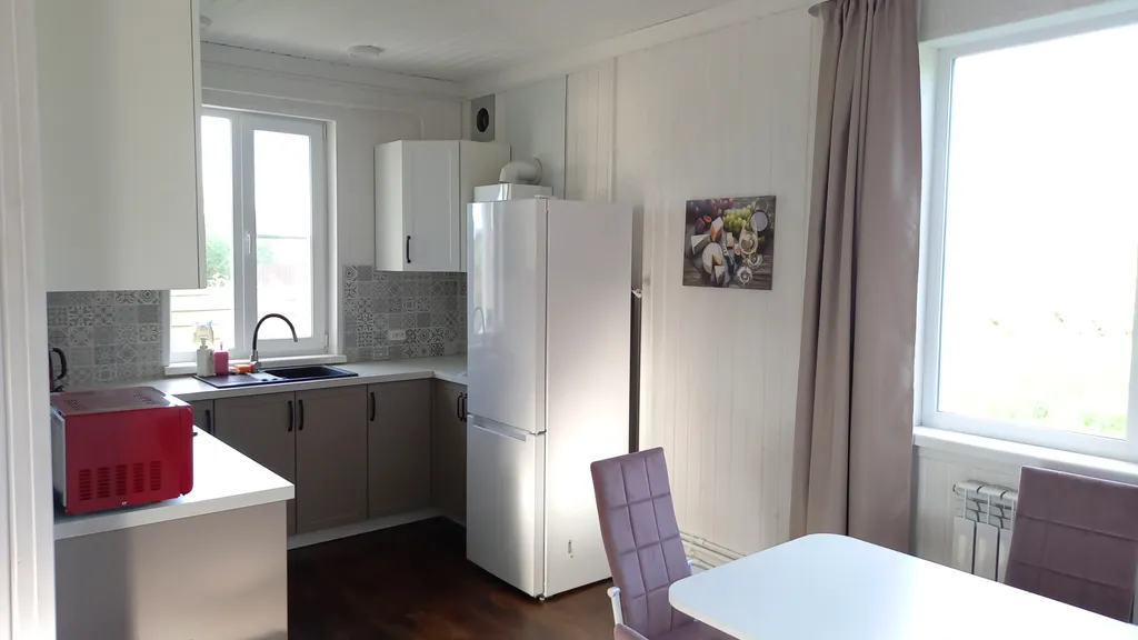 Дом в 2 километрах от озера