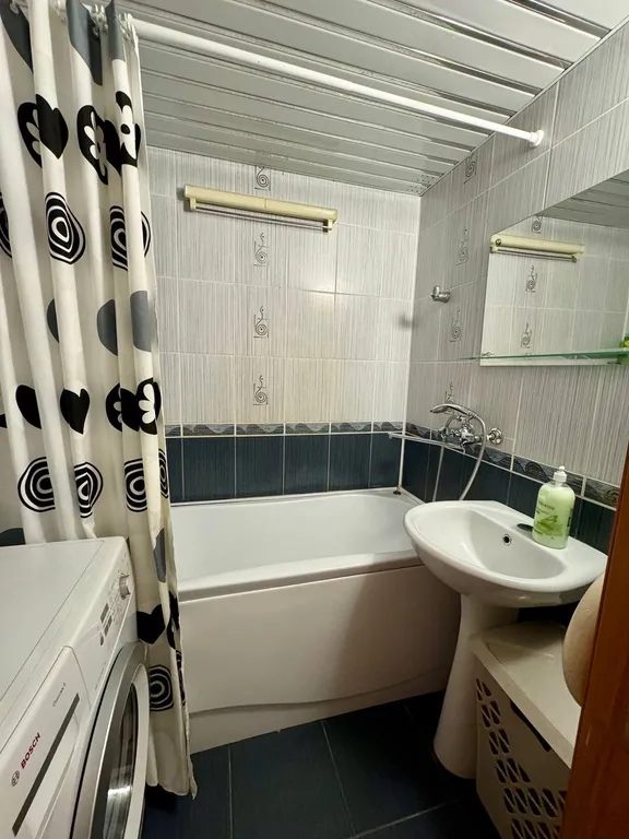 Двухкомнатная в центре