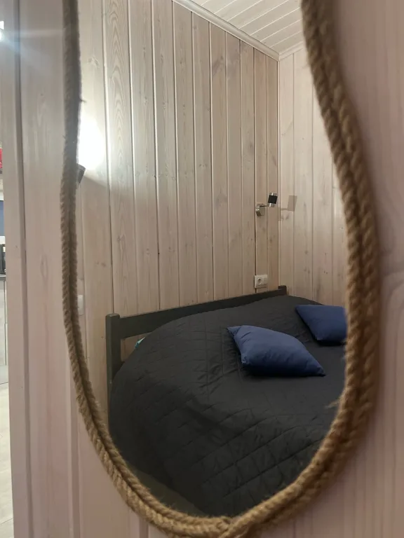 Атмосферный дом у леса