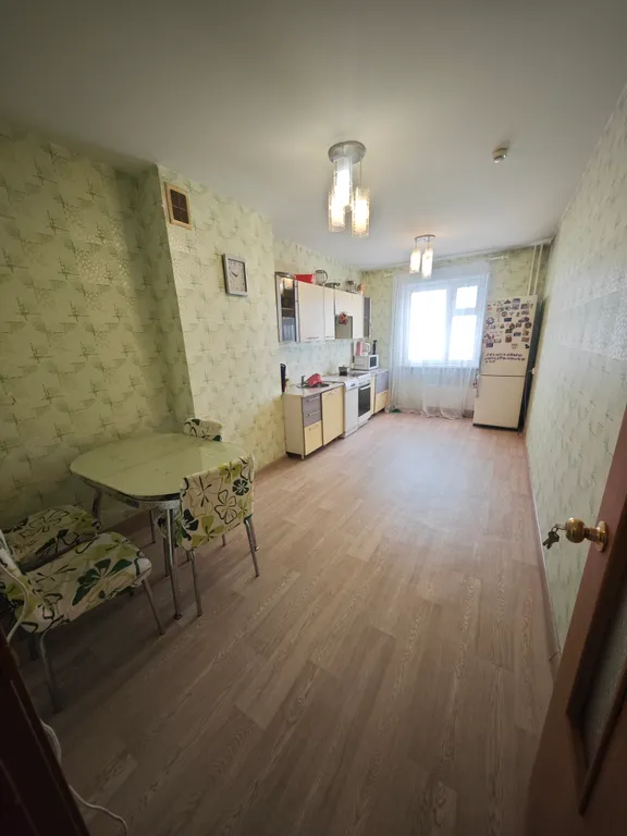 Квартира Просторная квартира рядом с СФУ, биатлонным комплексом, детской краевой — Красноярск