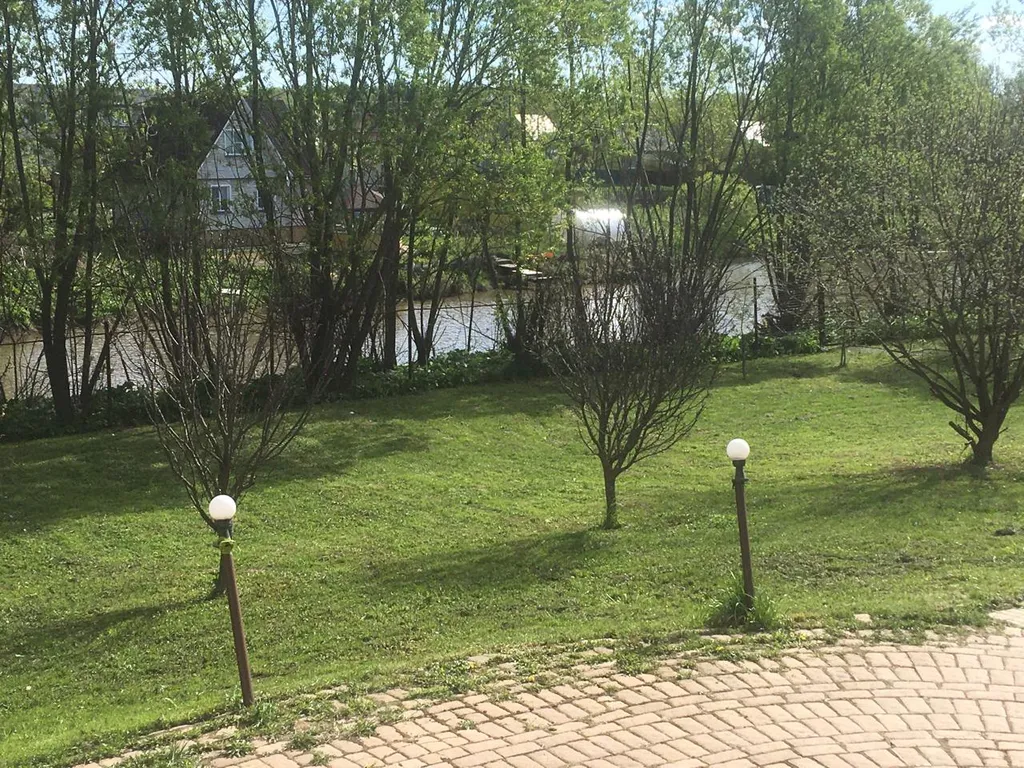 Домик на пруду в Собакино