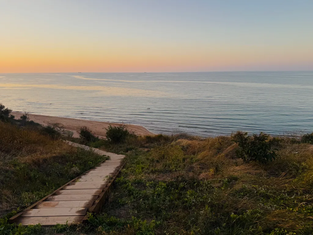 Коттедж Дом А-фрейм на берегу моря, бассейн, баня — Кучугуры