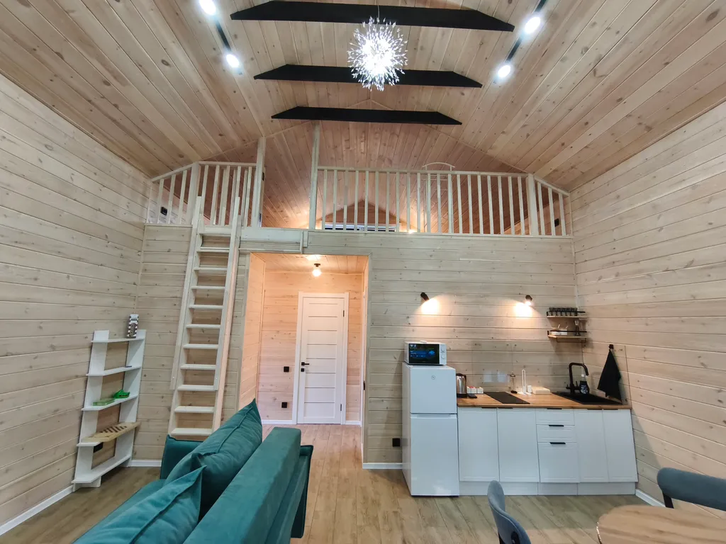 Домик с террасой и мангалом среди природы