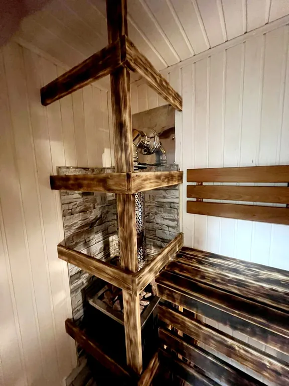 Дом с баней и чаном в городе