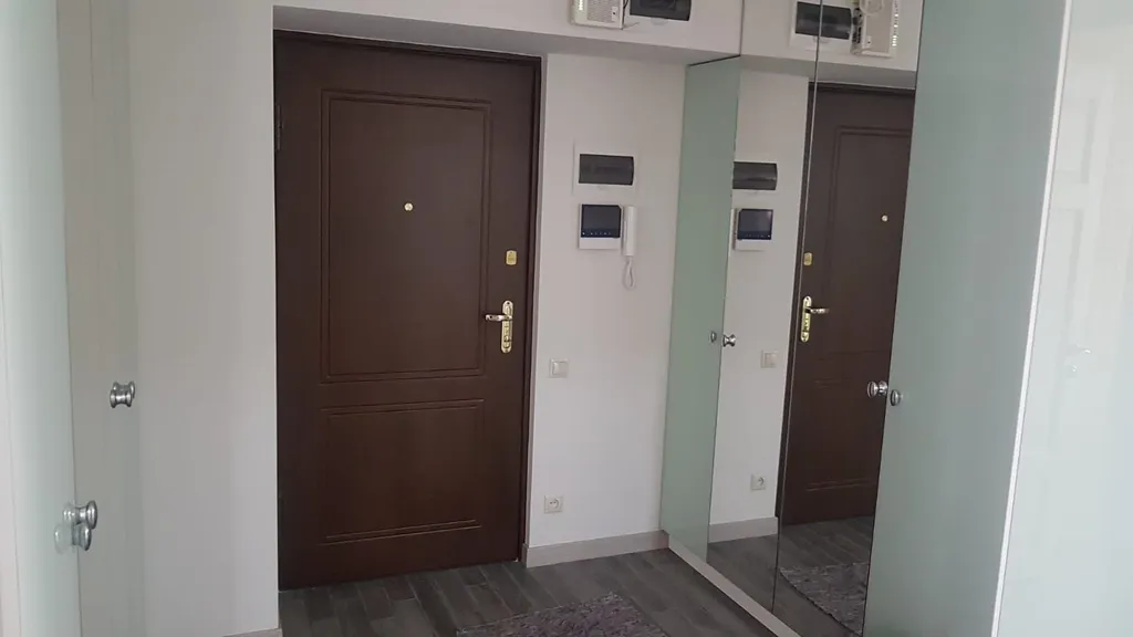 Просторная красивая трёхкомнатная квартира в самом центре города