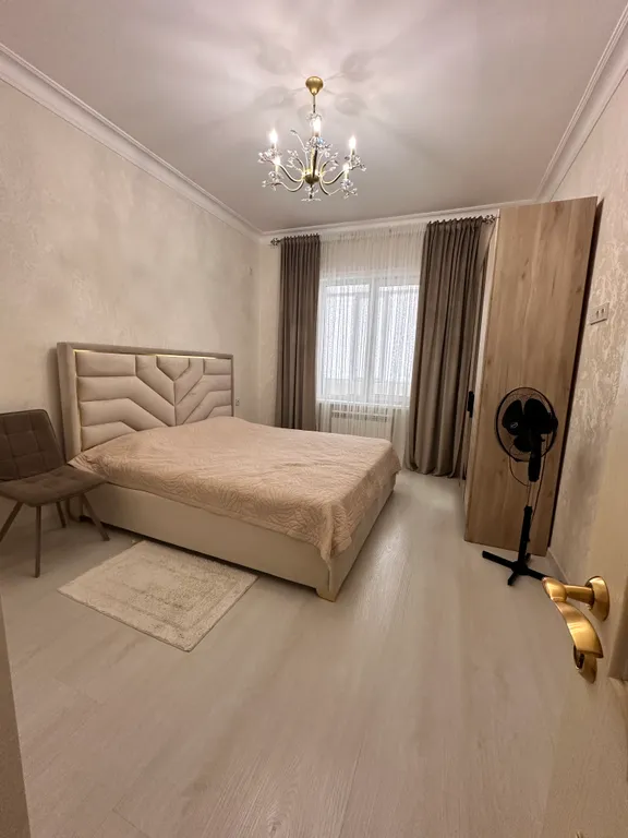 Квартира с двумя кондиционерами и вентилятором