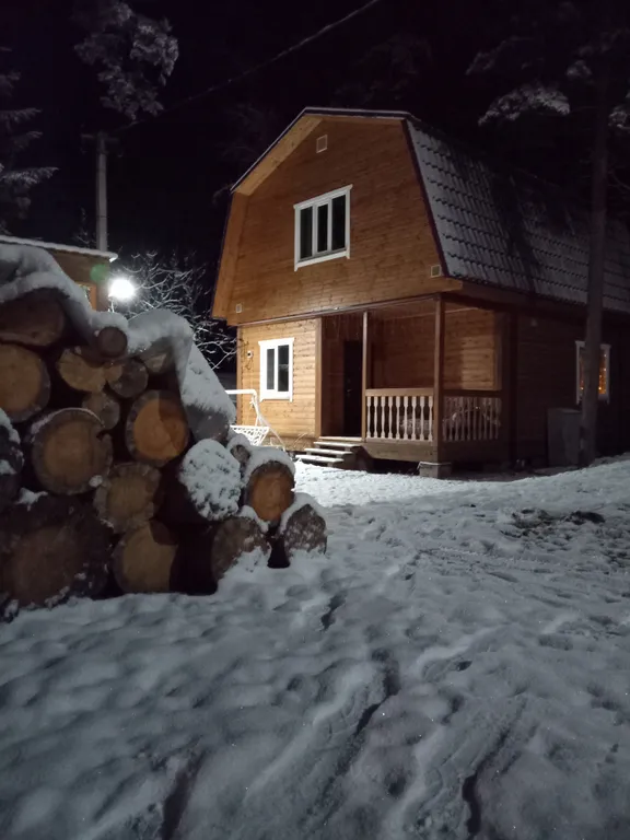 Комфортный коттедж у озера