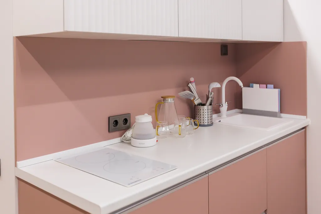 Нежный зефирный апартамент в KM Tower Plaza