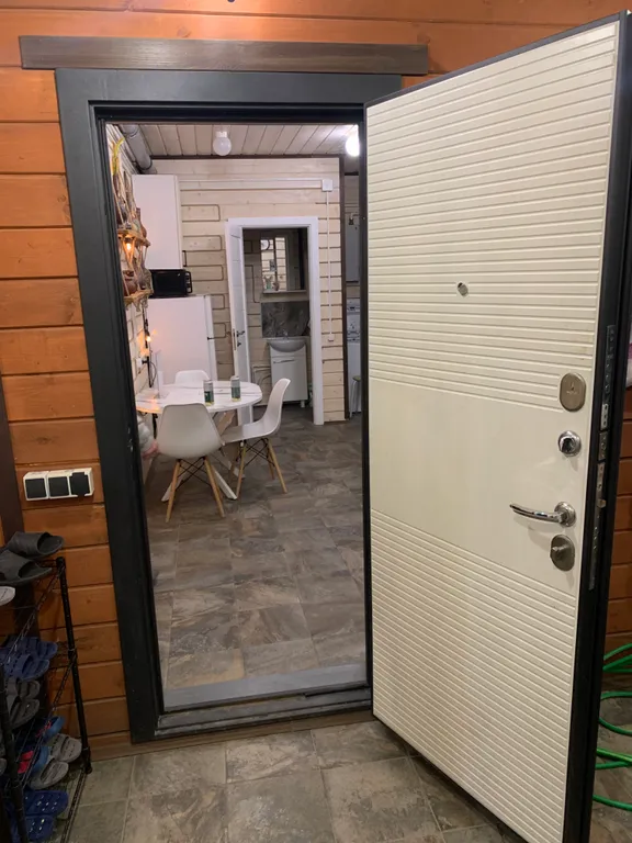 Новый уютный дом-баня с банным чаном у соснового леса