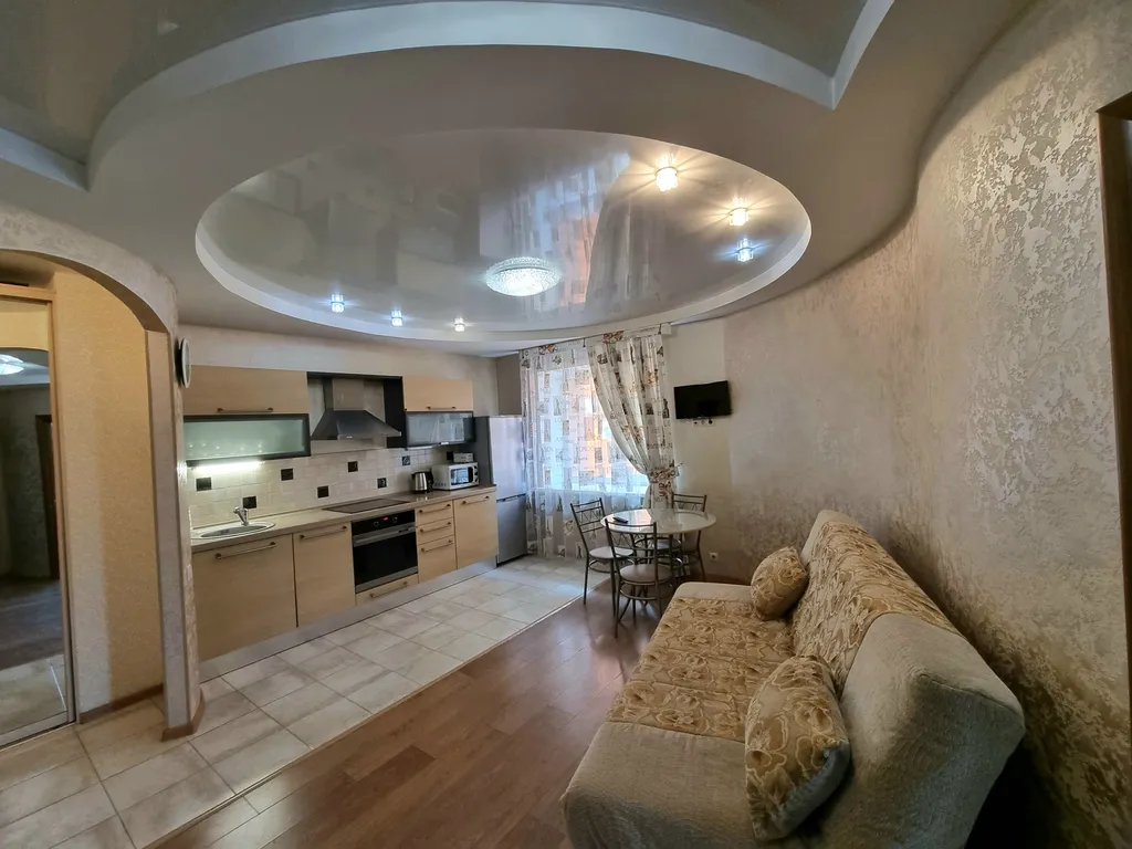 Просторная, современная евро 3-комнатная в центре города