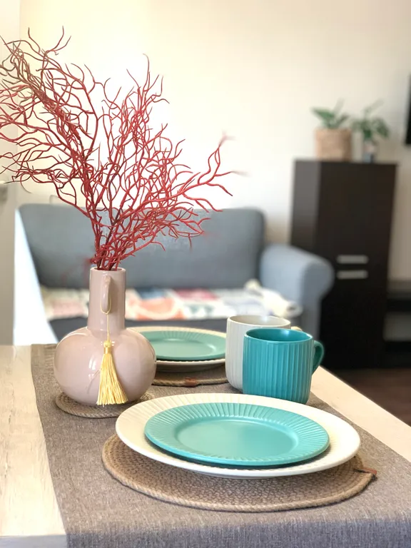 Просторная студия в нюдовых тонах недалеко от больничного городка