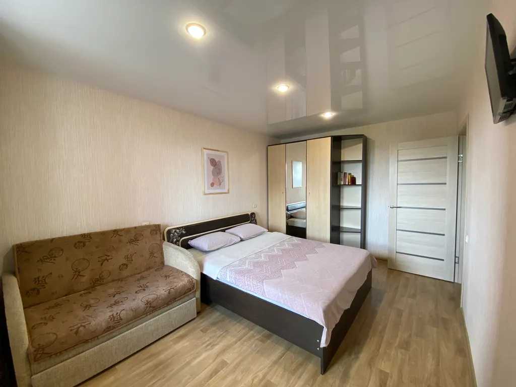 Тёплая 2-комн. евро, ЖЁЛТЫЙ НАРЦИСС