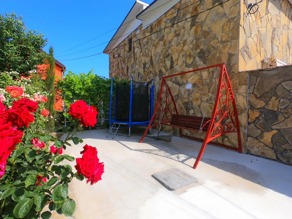 Двухкомнатный 4-х местный домик