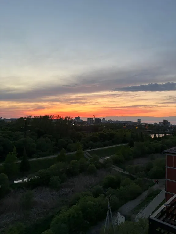 Уютная, новая квартира в центре города