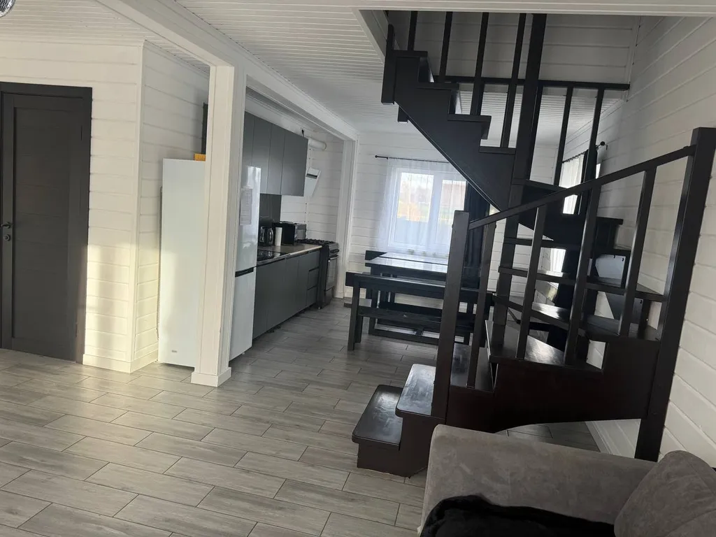 Коттедж 5-комнатный Дом — Тосно