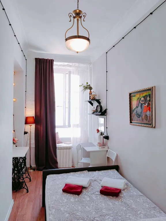 Квартира Комната Зингера. Бесконтактный заезд, хранение багажа До Невского 100м — Санкт-Петербург