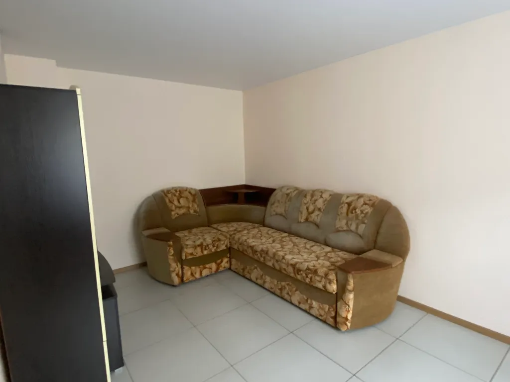 Гостинка с ремонтом в центре города