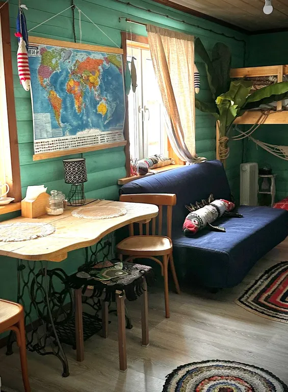 Дом рыбака с баней в самом живописном месте города, у реки и озера