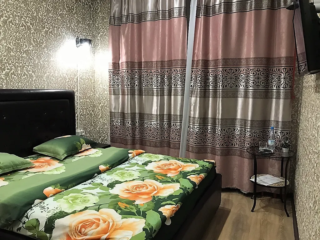 Комната — аренда посуточно в Санкт-Петербург