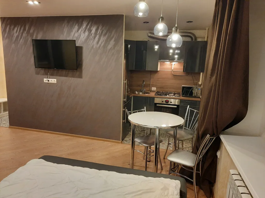 Квартира в центре города у площади Победы