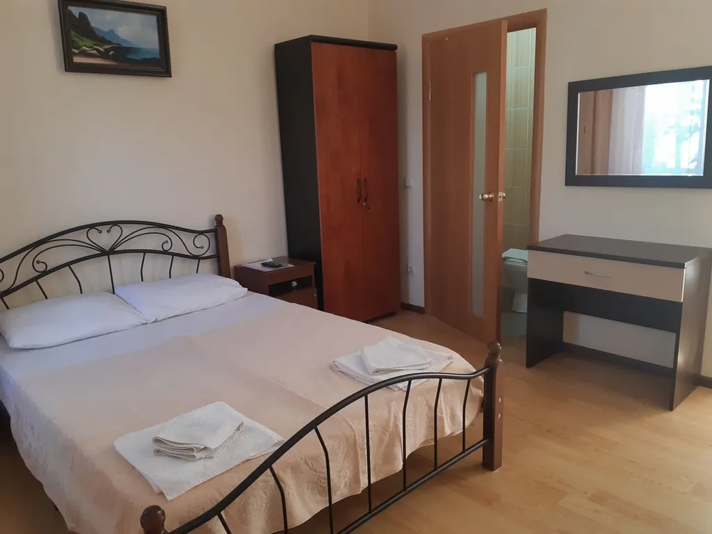 Квартира Квартира Домик на Перелетной — Сириус