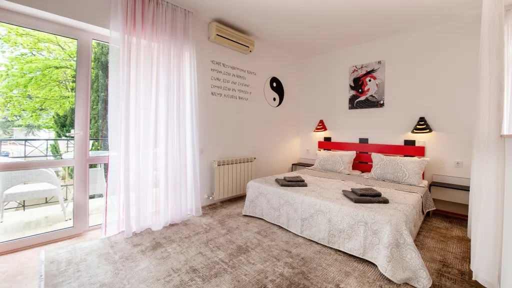 Прекрасный номер на море