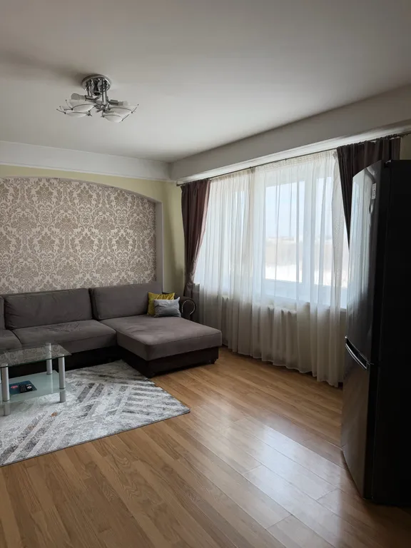 Двухкомнатная квартира с шикарным видом возле резиденции Президента