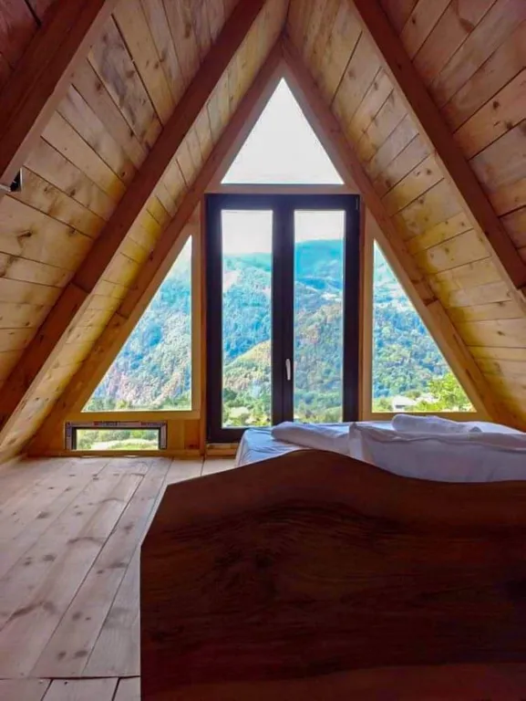 Уютный коттедж в горах с шикарным видом на горы — аренда посуточно в Батуми